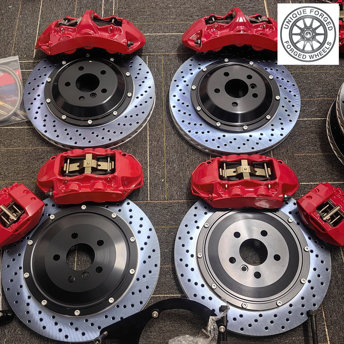 

26 Style Brake System Front 6 Pot 380mm Rear 4 Piston 355mm Electronic Parking Brake