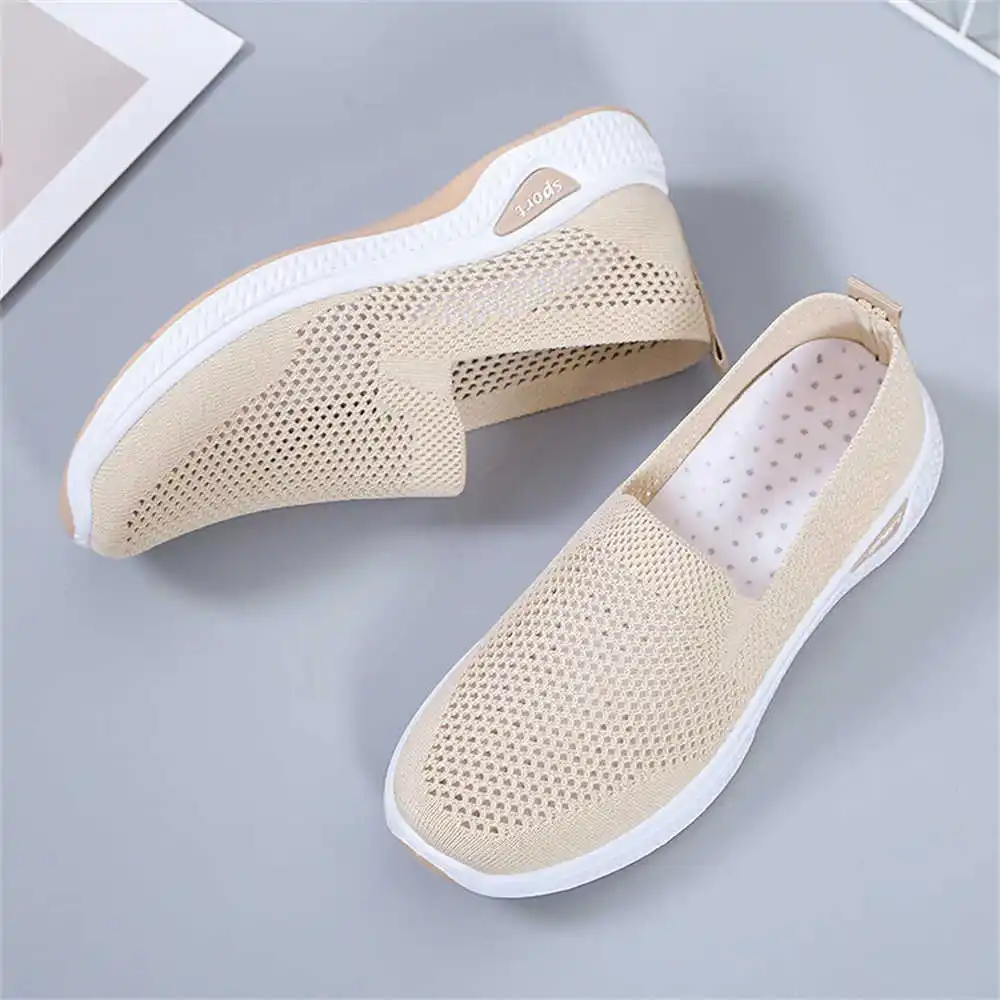 Lazy Size 38 Sepatu Golf Skateboarding Women Golf Shoes Popular Special Sneakers Sports High Quality Unusual Boty Topanky