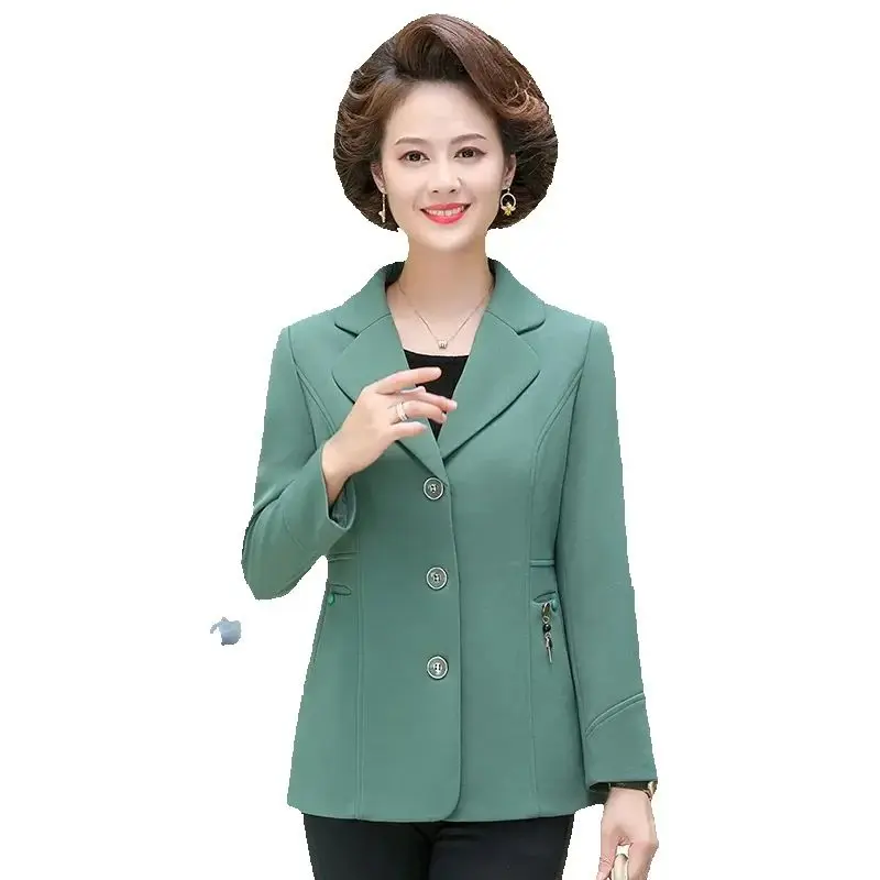 

2024 New Mom Spring Short Spring And Autumn Middle-aged And Elderly Temperament Suit Fashion Thin Coat Female Tide