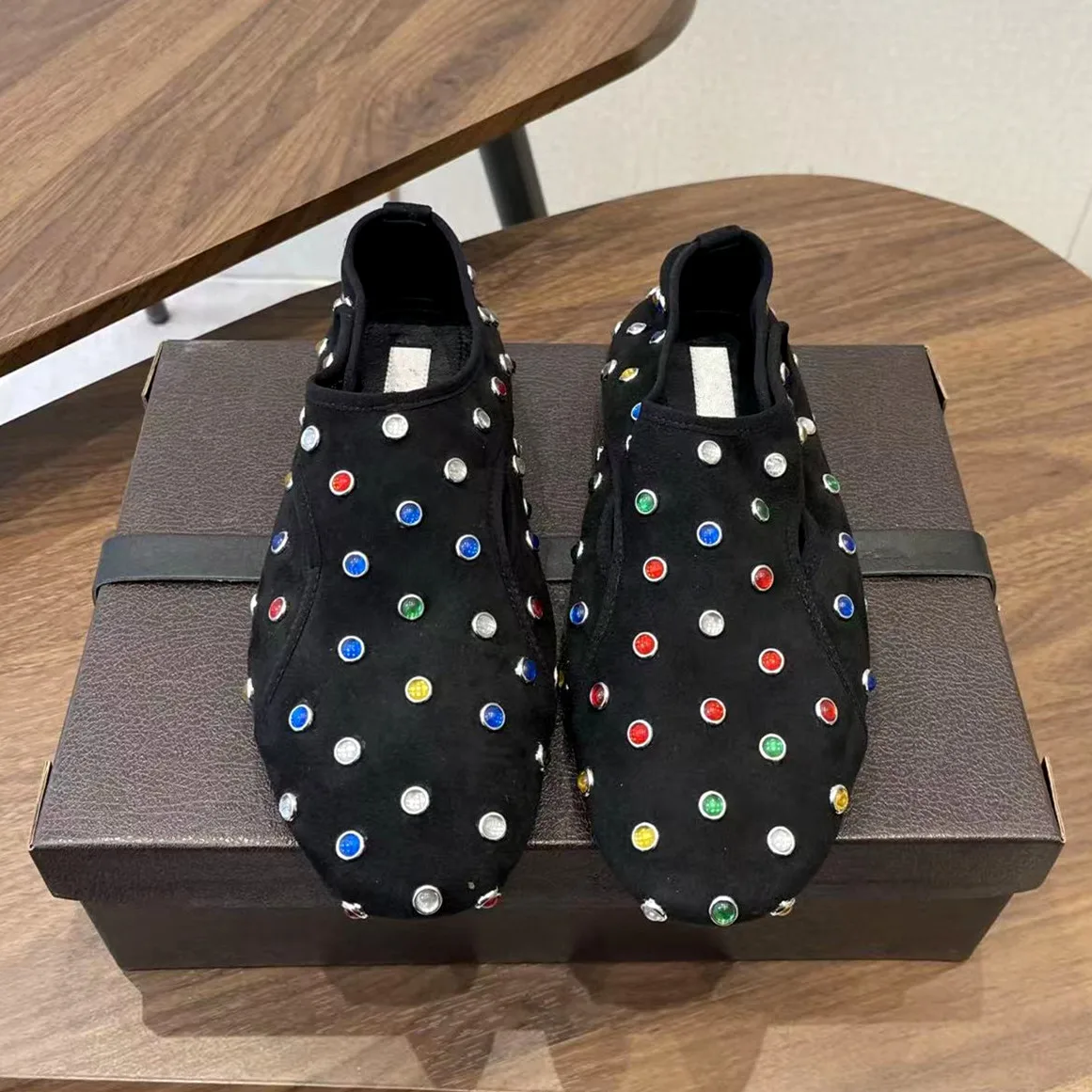 

Новые балетки из ткани на липучке Весна/Лето 2026, туфли на плоской подошве из натуральной кожи, удобная и модная повседневная женская обувь