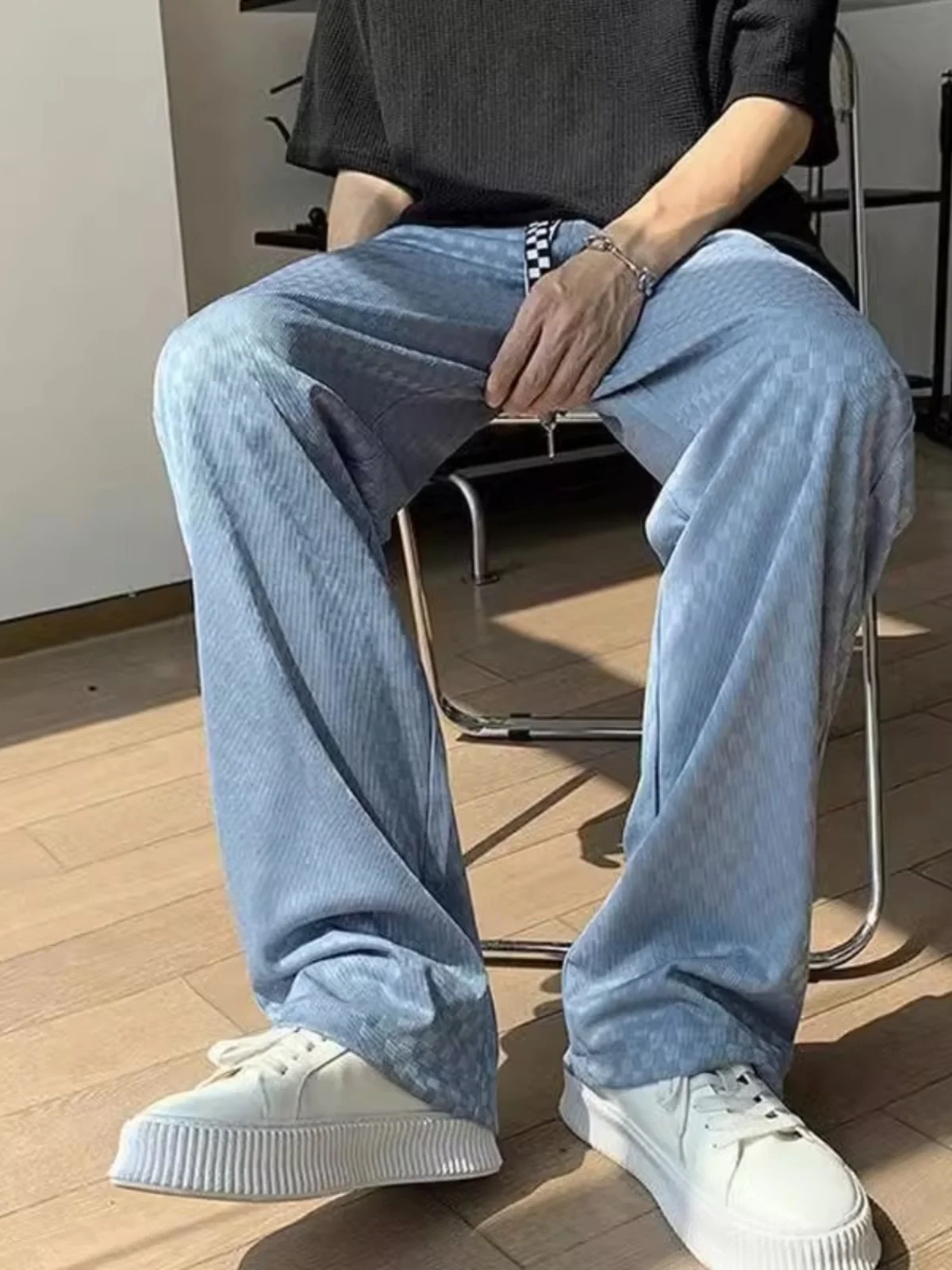 No image