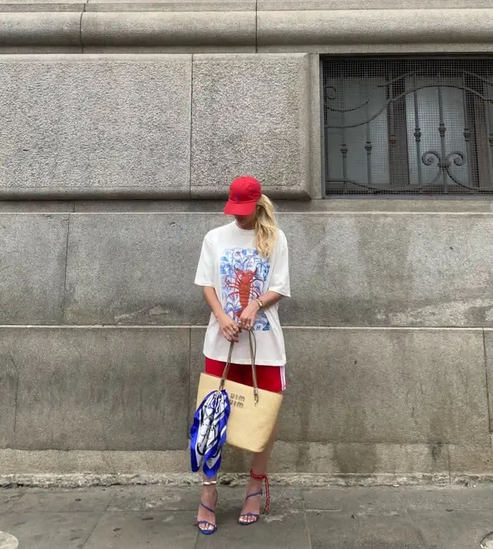

Y2k Cute Cartoon Lobster Graphic T Shirts Summer Ladies Pro Choice Oversized t Shirt Streetwear 2025 Tops Casual Women Clothing