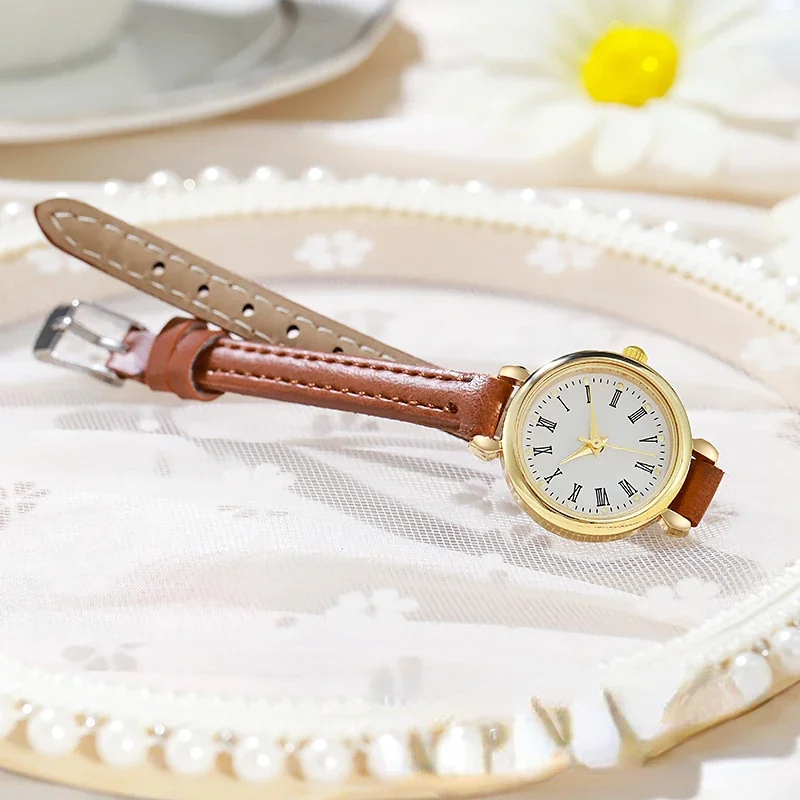 Light Luxury and High-end Women's Temperament Quartz Watch Fashion Brand Thin Small Dial Leather Strap Ladies Wristwatches