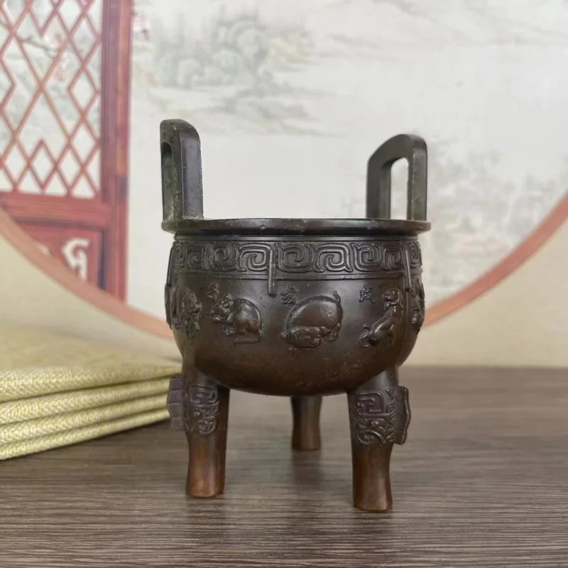 Handmade copper with elephant head and ears, three-legged mini incense burner ornament