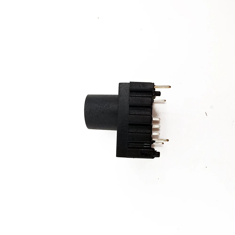 OE: K132175 1913300 K067465 New High Quality Knorr-Bremse Pressure Sensor For DAF XF106 view 3