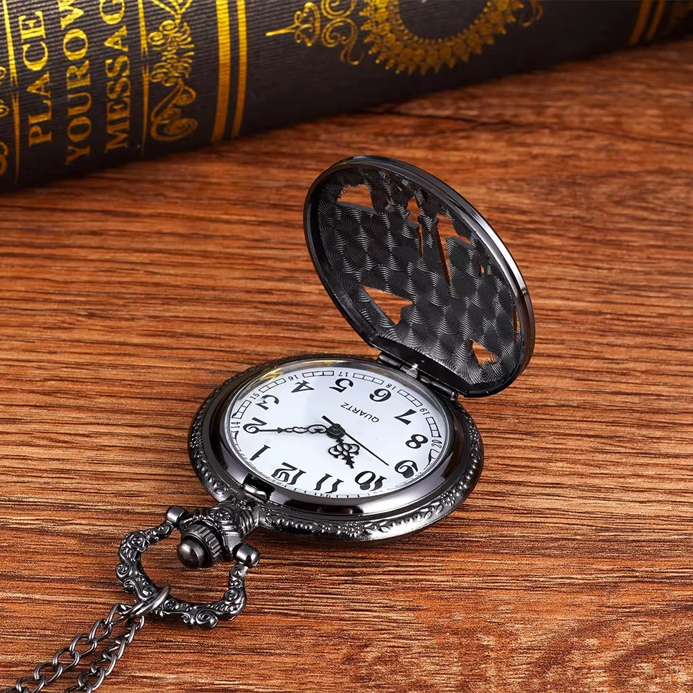 Black bad watch hollowed-out PARIS tower Tower Castle pocket watch Quartz pocket watch nostalgia