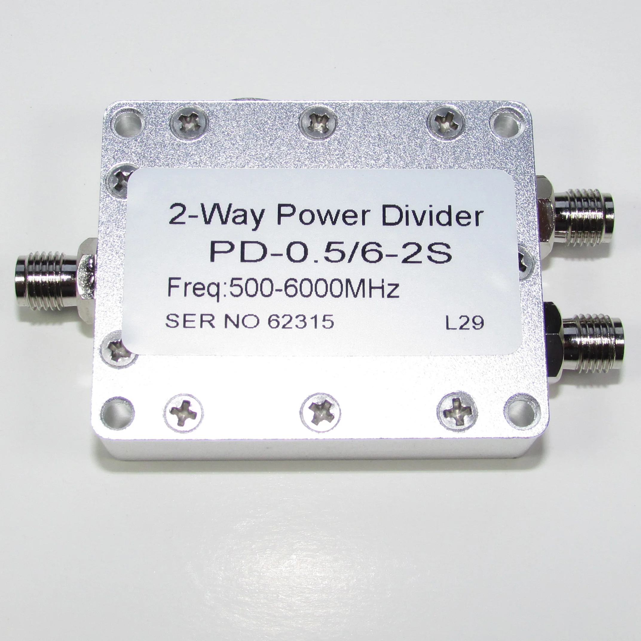 

PD-0.5/6-2S 0.5-6GHz 30W SMA Radio Frequency RF 1/2 power Splitter Impedance 50 Ohms