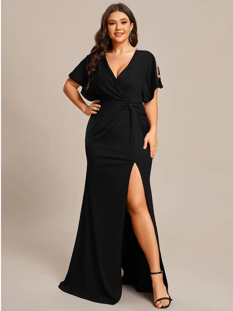 

Plus Classic Dresses Deep V Neck High Split Pleated Floor-Length 2024 Ever pretty of A-line silhouette Black Bridesmaid dress