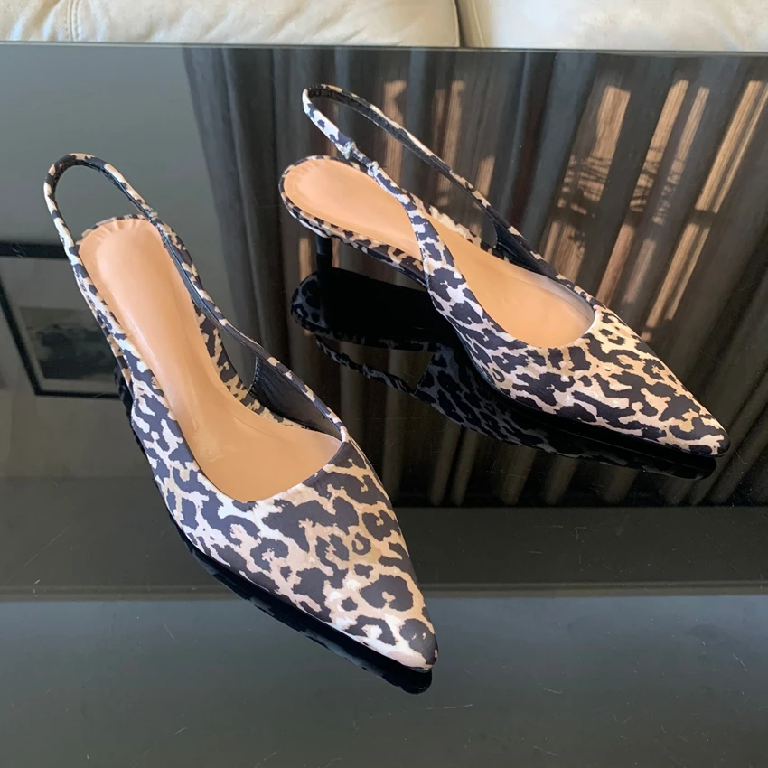 Scarpe da donna con stampa leopardata Design Vintage eleganti sandali con tacco basso Slingbacks Sexy Shallow Party Office Lady Shoes