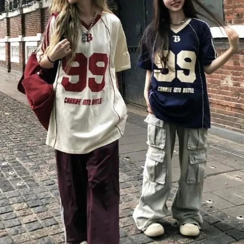 

Y2K Американский ретро 3D-принт Свободный быстросохнущий спортивный топ Уличная футболка с v-образным вырезом Хип-хоп Летний готический трендовый дизайн Пара