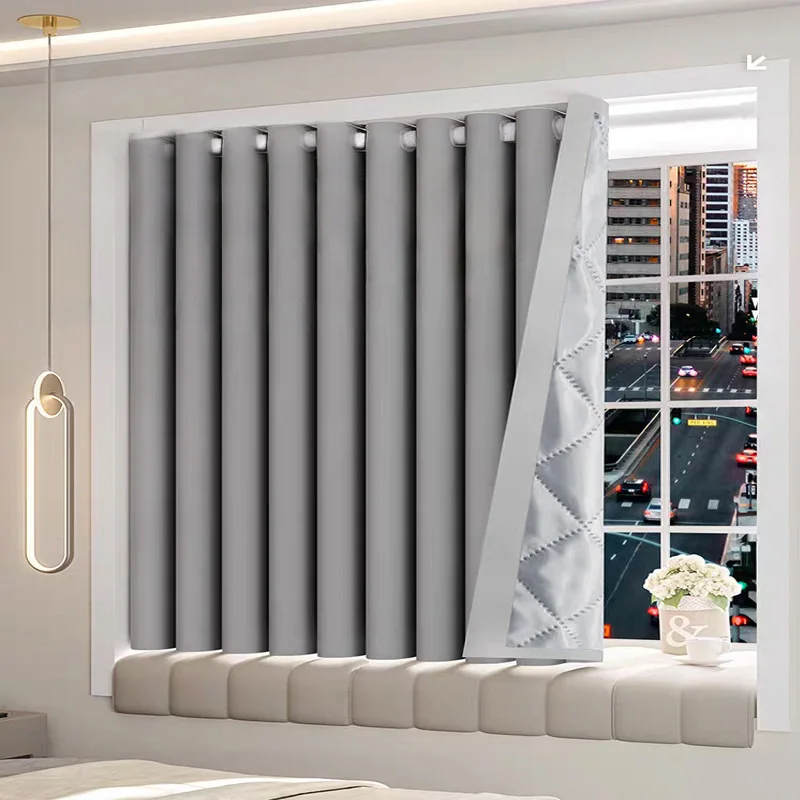 

1pc Luxury Winter Thickened Quilted Curtains Winter Windproof Thermal Curtains Suitable for Study Rooms & Bedrooms Blackout Curt