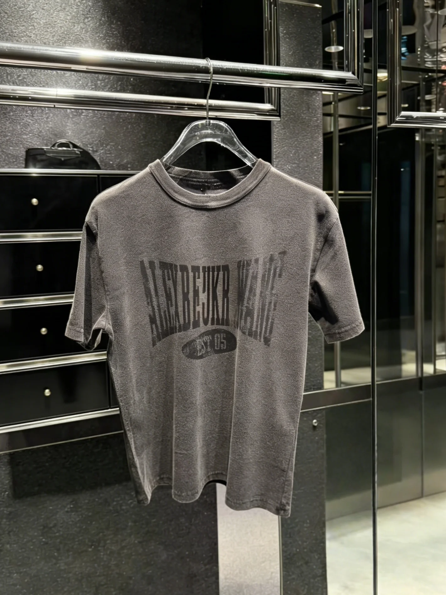 

Washed Grey round Neck T-Shirt Unisex Summer Casual Loose Fit Short Sleeve Letter Print Cotton Top for Young Women And Men