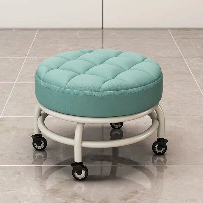 

Luxury Small Pedicure Chairs Beauty Salon Professional Chair Creative Salon Furniture Home Soft Bag Round Low Stool with Wheels