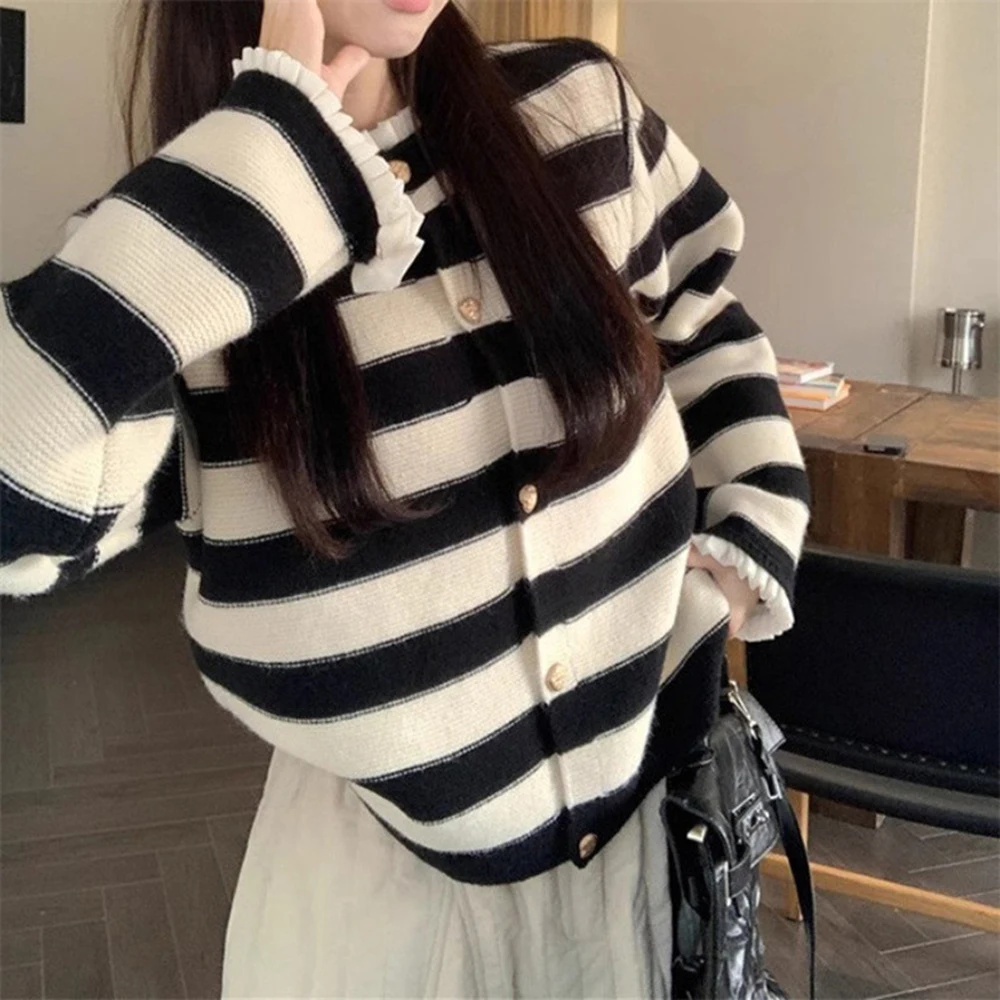 

Women's Knitted Striped Sweater Autumn Winter Single Breasted Cardigan Love Buttons Lace Edge Tops Versatile Female Outerwear
