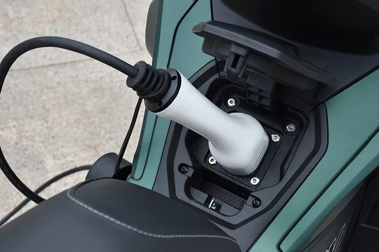 Motorcycle moped high speed 110km/h electric motorcycle Electric Scooter adults for sale