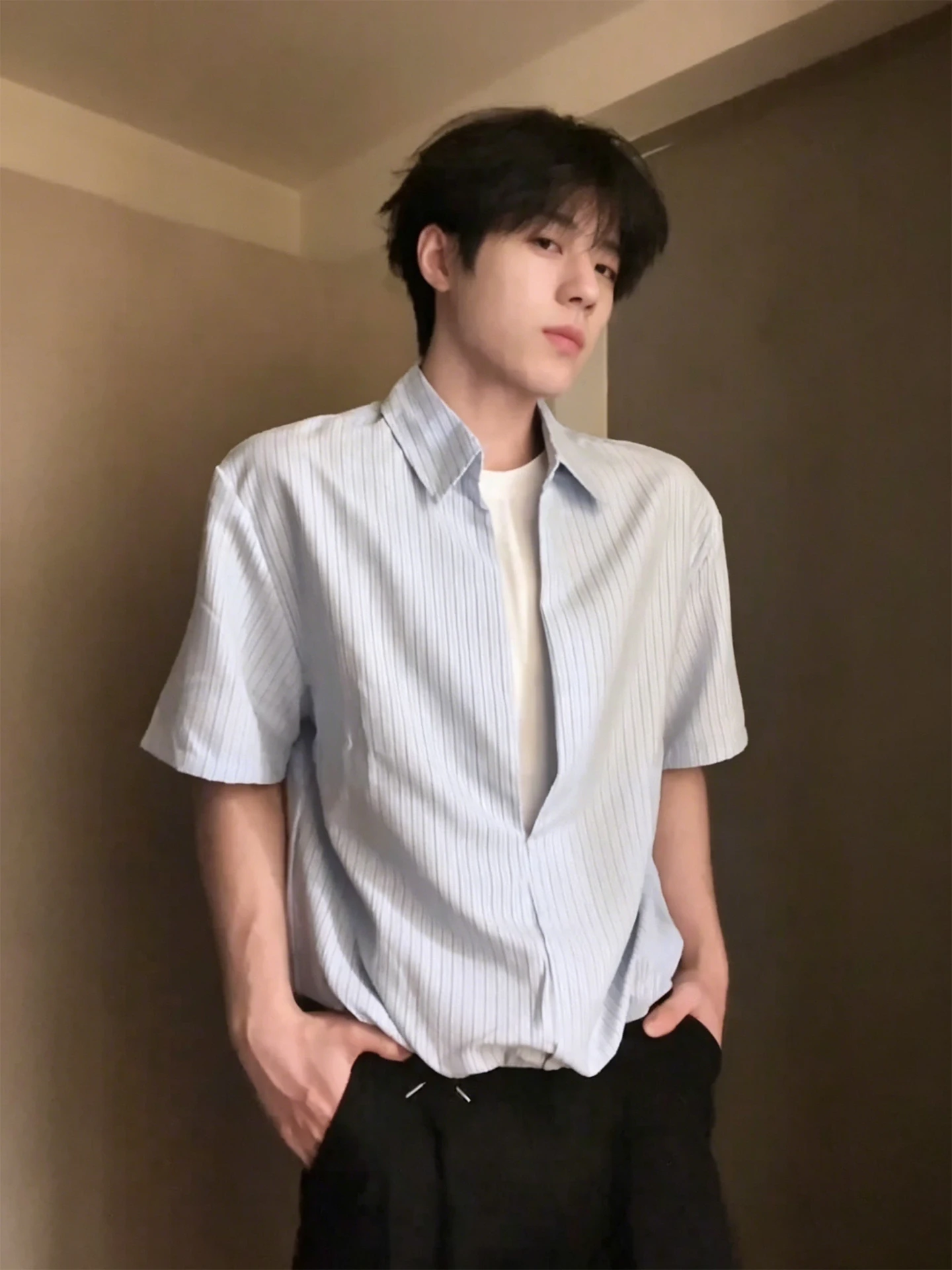 

Blue Striped Fake Two-Piece Men's Shirt Short Sleeve Loose Fit Summer Casual V-Neck Half Sleeve Breathable Polyester Fiber