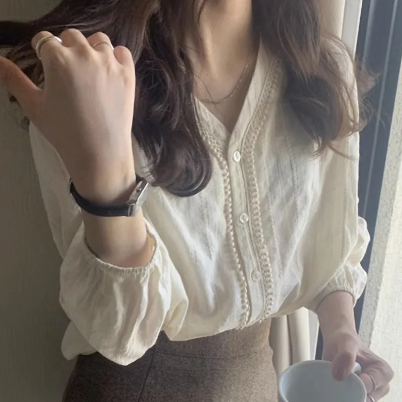 Solid Shirts Women Korean Fashion Clothing Retro Long Sleeve Basic V-neck Leisure All-match Simple Graceful Gentle Spring Thin