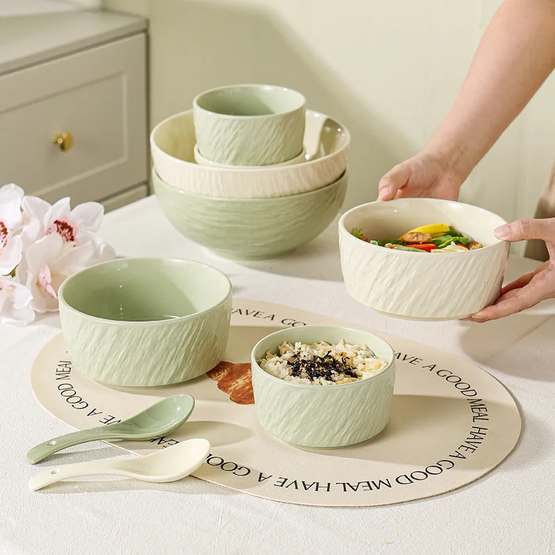 

High end and fresh cream style tableware, dishes, rice bowls, underglaze colored plates, large soup bowls