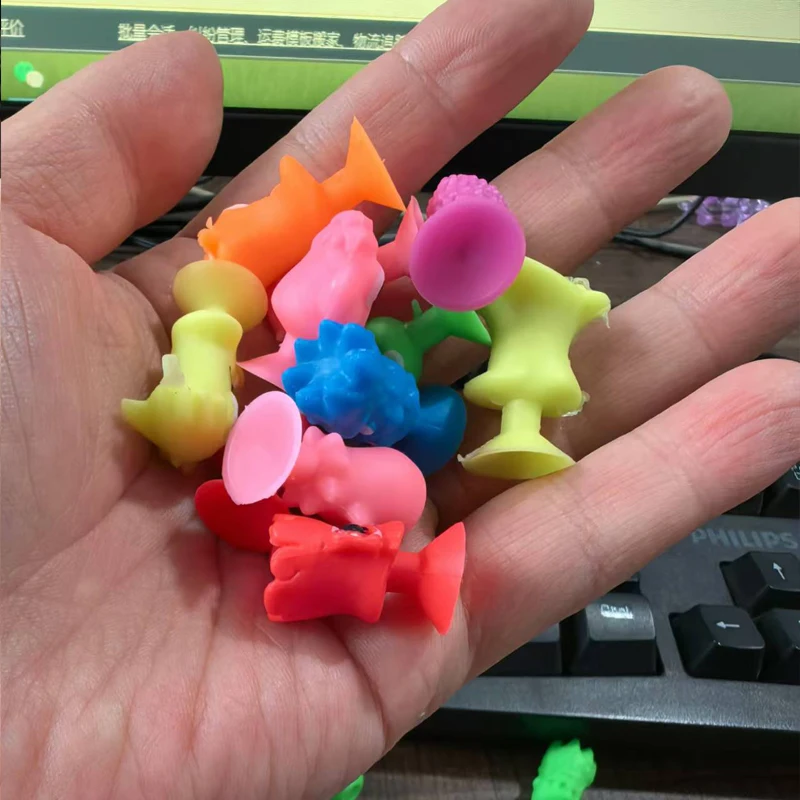 50PCS Mini Sucker Dolls Colorful Silicone Suction Cup Toys Kids Novelty Gifts Funny Gadgets Cute Things Carnival Party Favors