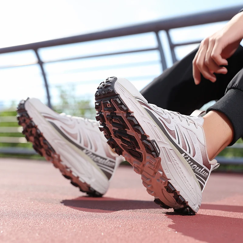 Sepatu lari jejak pria, profesional, sepatu atletik pria, sepatu joging jalan Anti Slip, sepatu latihan desainer pria