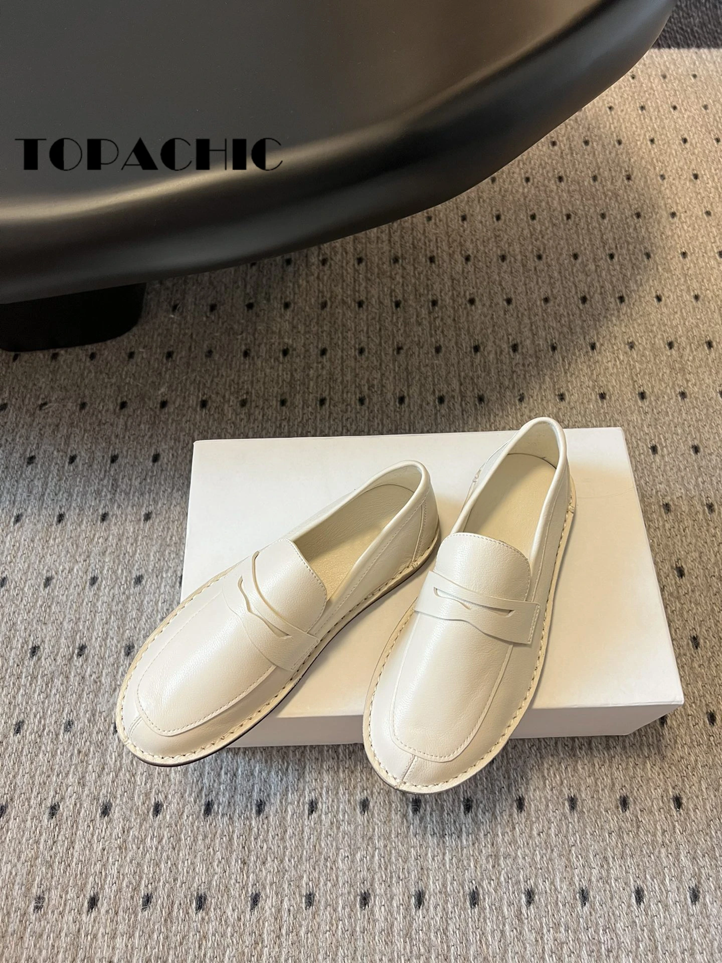 5.20 TOPACHIC Female CowHide Simple Loafers Shoes For Women Thick Sole Plush Comfortable Round Toe Casual Sneakers