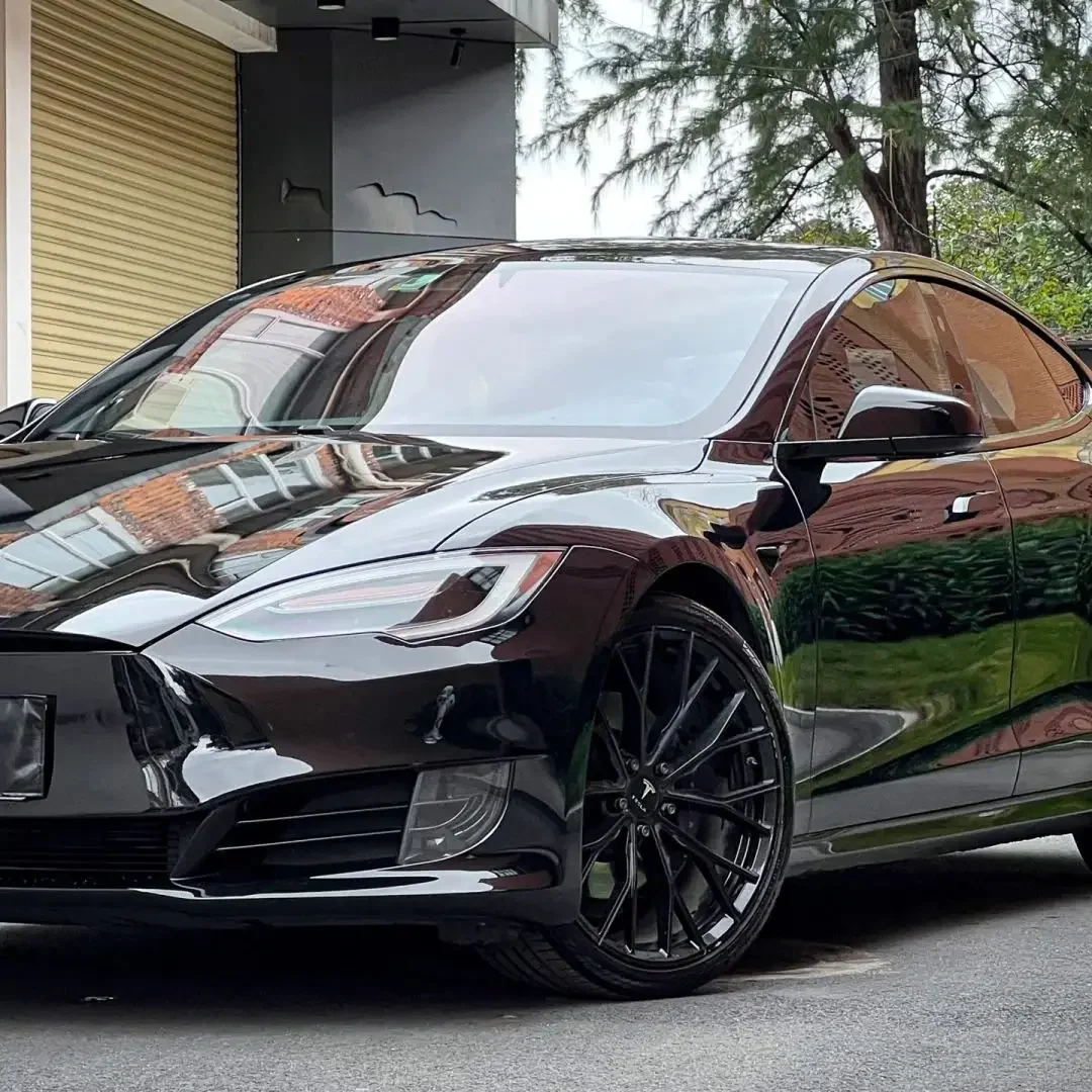 PET Gloss Black Vinyl Wrap Film Black Bright Color Sticker Car Motorcycles Body Styling Decals Decoration Stickers Accessiries