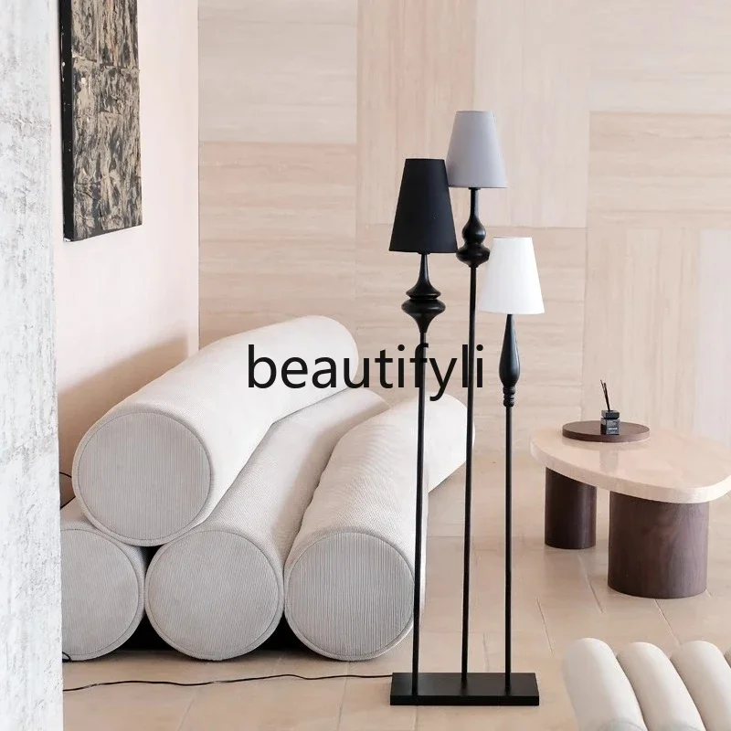 

X New Floor Lamp for Living Room Sofa Side, Vintage Style with High-end Feel, Retro Bedroom Floor Table Lamp