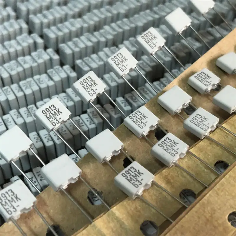 

20PCS/LOT RIFA MMK5 Series 222J 2200PF 63V Audio Film Capacitor 5P