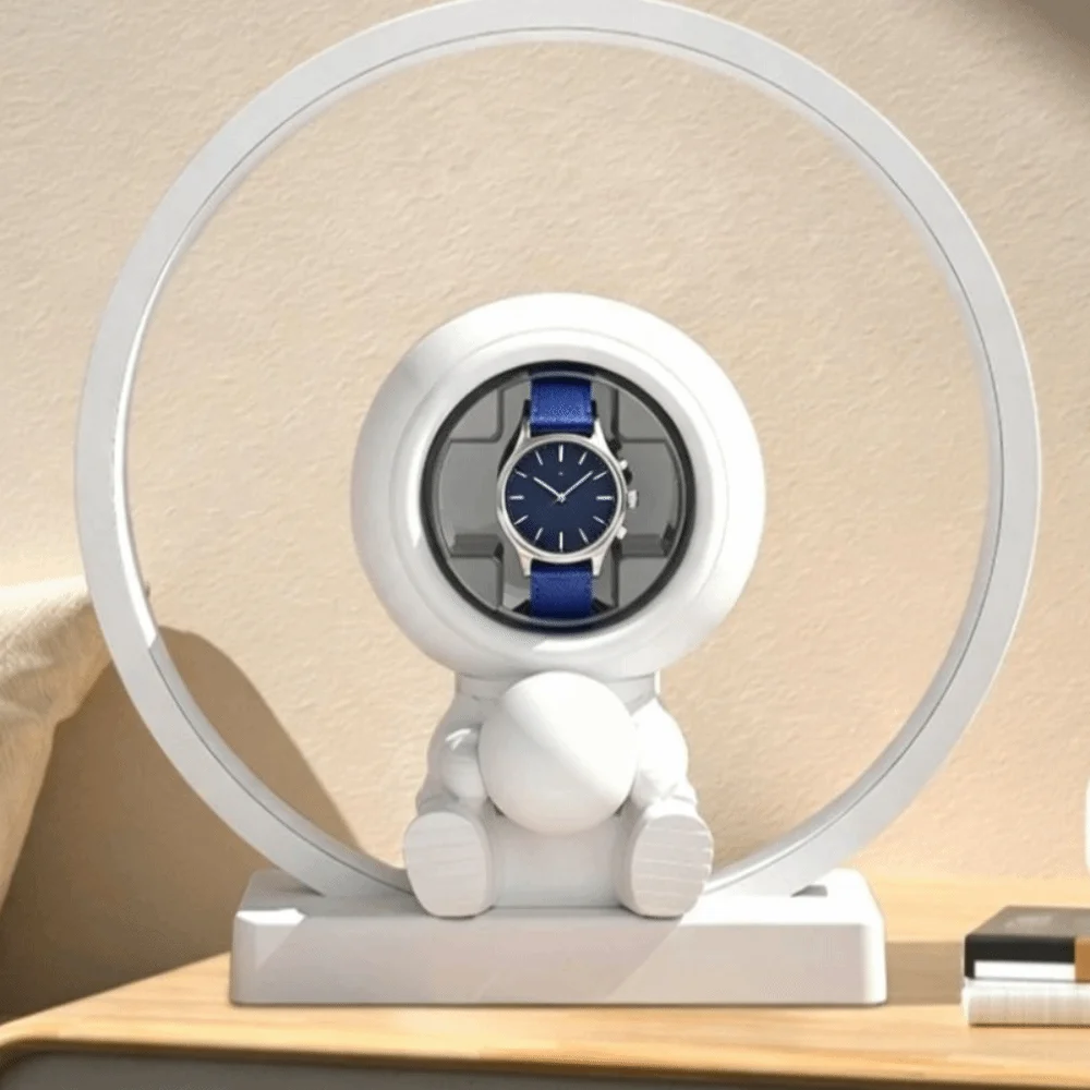 New Swinging Automatic Spaceman Watch Winder Delicate Creative Watch Winding Device Elegant Advanced Watch Storage Box Display