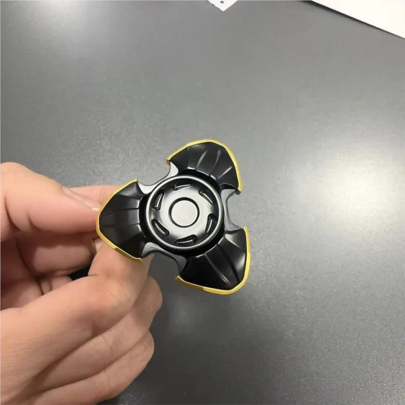 Cool Alloy Fidget Toy EDC Hand Spinner Fun Stress-relief Fingertip Gyro Toy ADHD Concentration Toy Office Relaxing Gadgets Gift