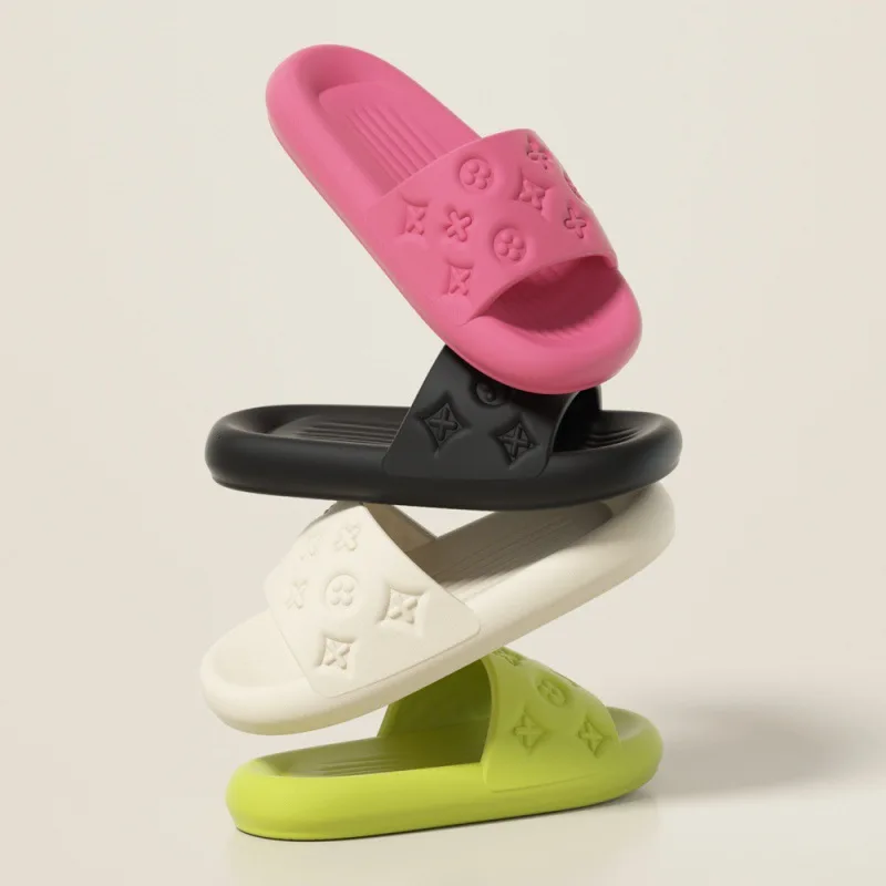 Nuevas sandalias para el hogar para mujer, zapatillas de suela gruesa de EVA para hombres y mujeres, zapatillas de baño con una caca como sensación, superventas