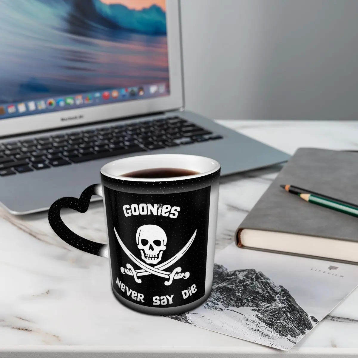 Goonies Never Say Die Mug مضحك أكواب القهوة السيراميك أكواب الشاي كوب الحليب درينكوير هدية للمرأة والرجل #6