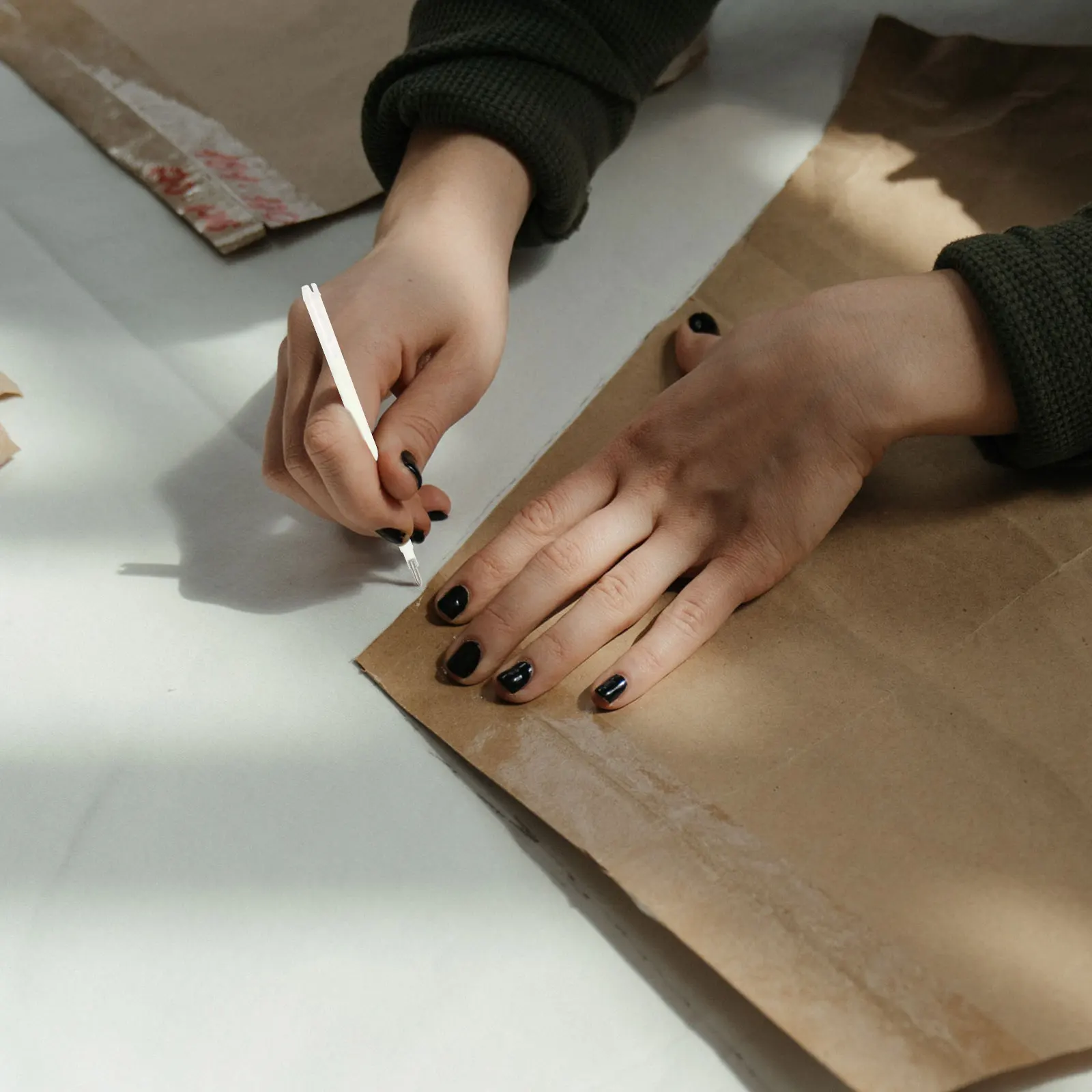 

100Pcs Invisible Tailor Marker Refills Colorless Plastic Long-Lasting for Sewing Clothing Shoe Marking