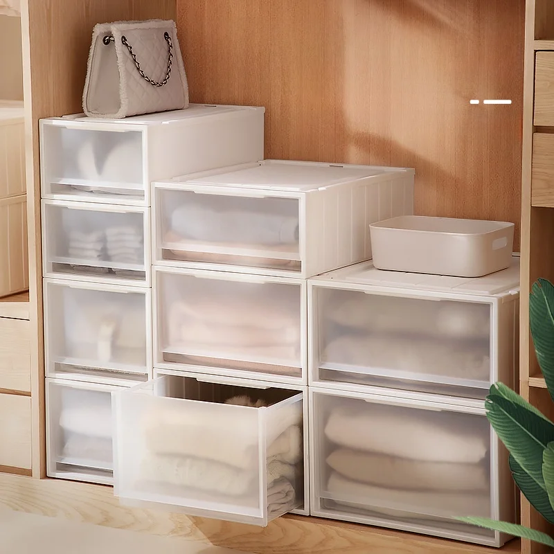 Plastic Transparent…