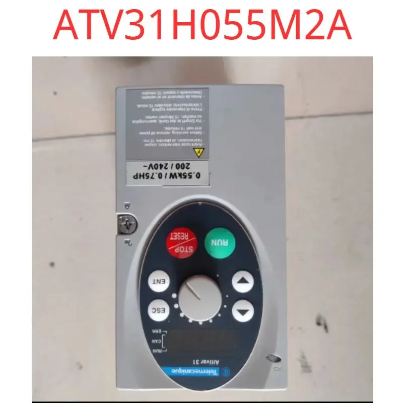 

Second-hand test OK Inverter ATV31H055M2A. 0.55KW. 220V