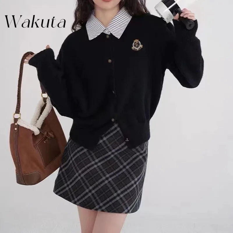 WAKUTA Japanese JK College Style POLO Collar Long-sleeved Fake Two-piece Splicing Knit Sweater Fall Cropped Cardigan 여성 반팔 니트