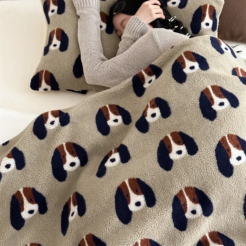 Autumn and Winter Lamb Roll Ni Double-sided Blanket - Home Bedroom, Office Nap Blanket, Puppy Retro Cartoon Healing Sofa Blanket