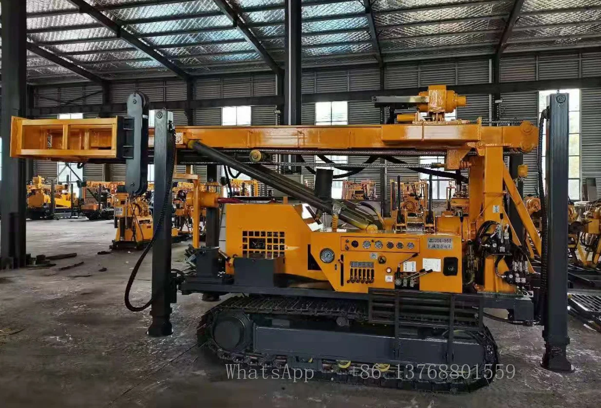 Portable Crawler Water Well Drilling Rig Machine / Geotechnical Core Sample Drilling Rig Geological Core Drilling Machine