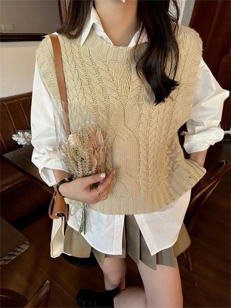 Vintage Sweater Vest Women Solid Chic Basic O-neck Autumn Trendy Schoolgirls Knitwear Hot Sale Sleeveless Cozy Fashion New