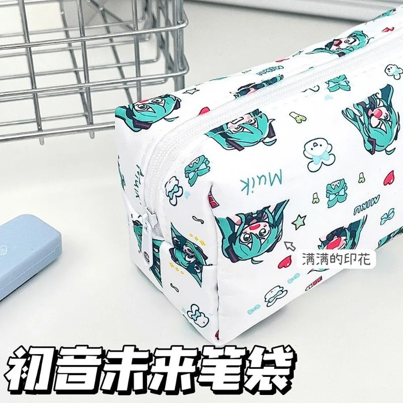 Cute Hatsune Miku Pencil Belt Animation Peripheral High Beauty Fashion Large Capacity Stationery Bag Student Supplies Gift