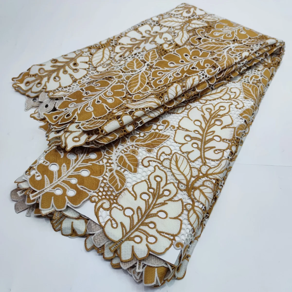 

2022 Latest Water Soluble Lace Fabric French Milk Silk Lace African Guipure Cord Lace Fabric Nigerian Voile Lace Fabric PYY2220