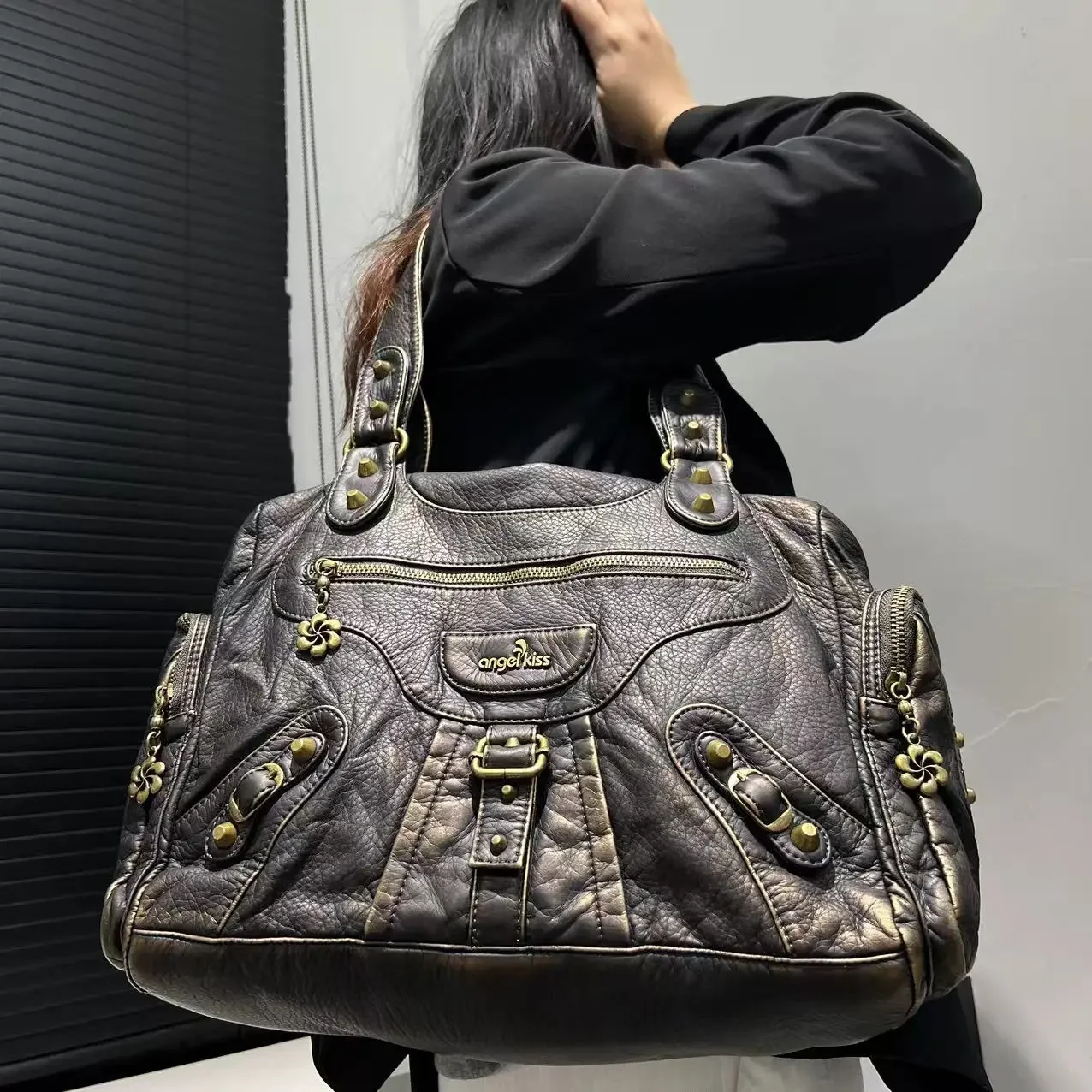 Moda feminina retro y2k lavado angustiado quente menina bolsa de ombro grande capacidade multi-bolso ombro crossbody bolsa