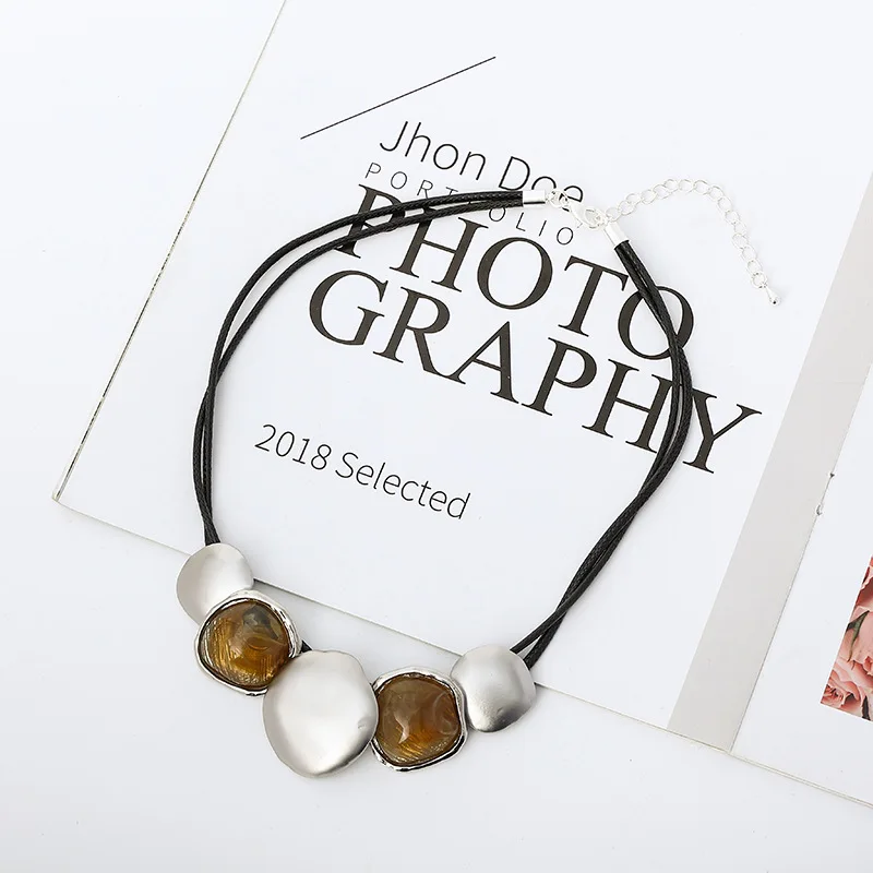 Geometrische Übertriebene Halsketten Legierung Damen Hochwertiges Gefühl Personalisierte Halskette Modeschmuck – Detail 4