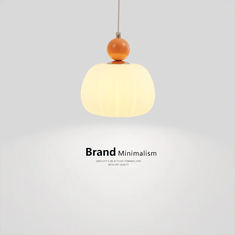 

Кремовый ветер, прикроватный настенный светильник, маленькая люстра для спальни, интернет-знаменитости, роскошная трехголовочная люстра для ресторана