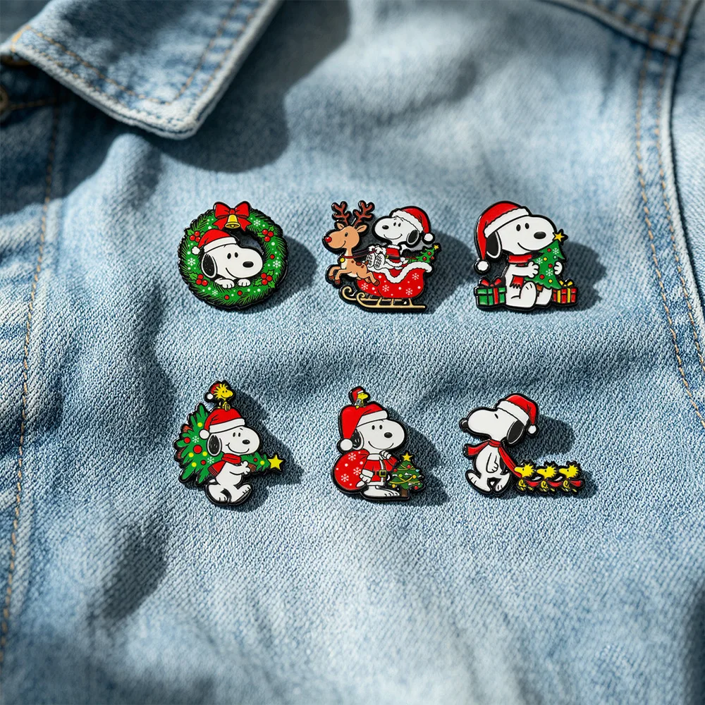 6pcs Christmas Snoopy Drop Oil Pin Cartoon Puppy Christmas Tree Wreath Sled Anime Accessories Metal Decoration Badge
