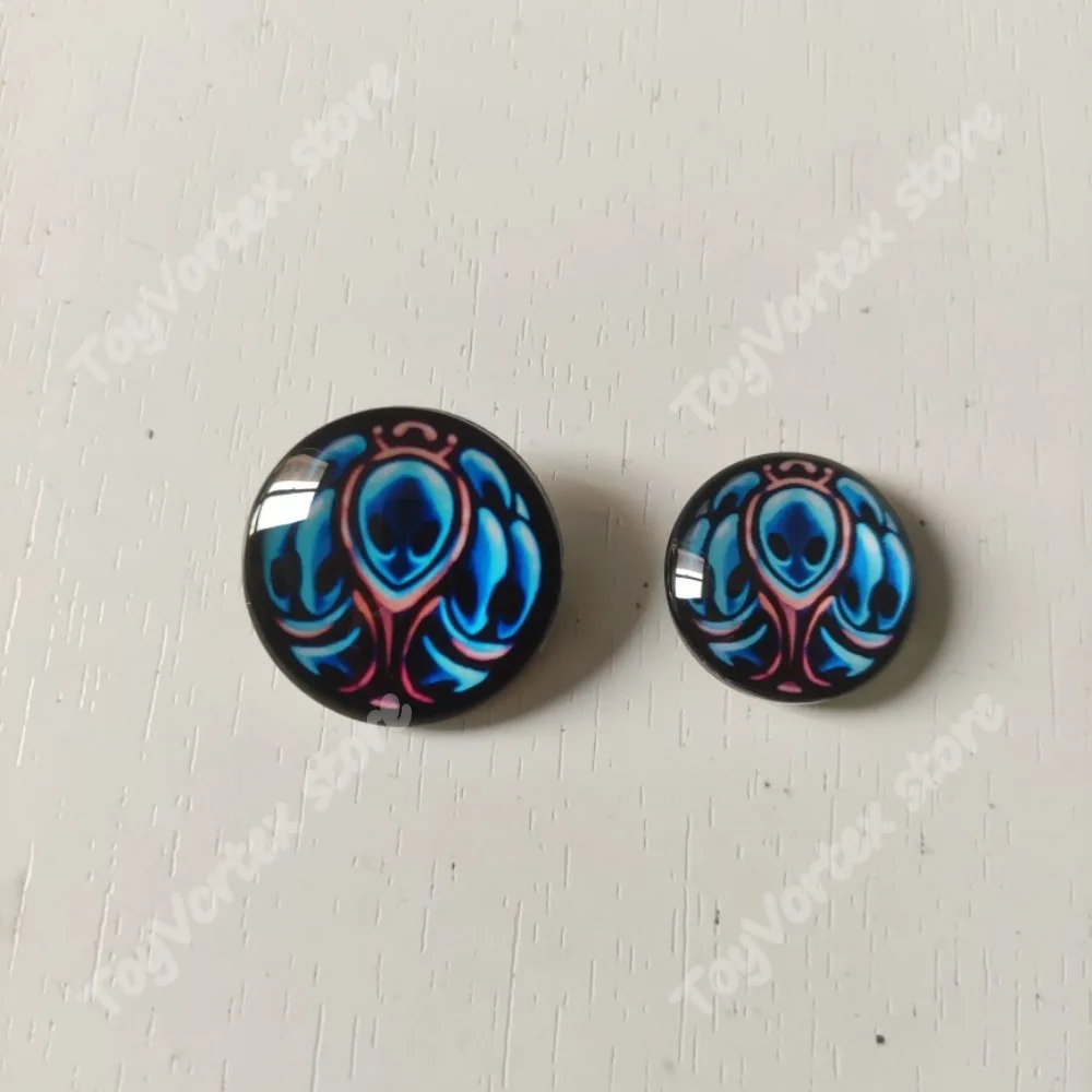 Op voorraad Hollow Knight Action Figure Magnetische beschermende Talisman Collectible Mini Ornament Game Randapparatuur Verjaardagscadeaus Speelgoed