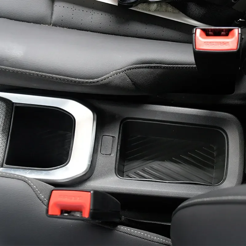 

For Wuling Chevrolet Spark EUV Car Water Cup Storage Box Central Control Armrest Storage Slot Car Trash Can Anti-soiling Box