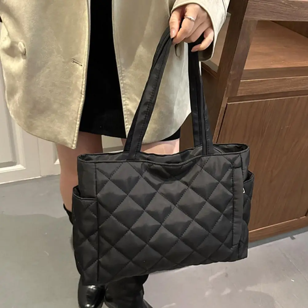 Mehrtaschen-Damen-Umhängetasche im Postboten-Stil, mit Rautenmuster, aus Baumwolle, als Kleider- und Schultertasche, große Kapazität, lässige Nylon-Schultertasche. – Detail 16