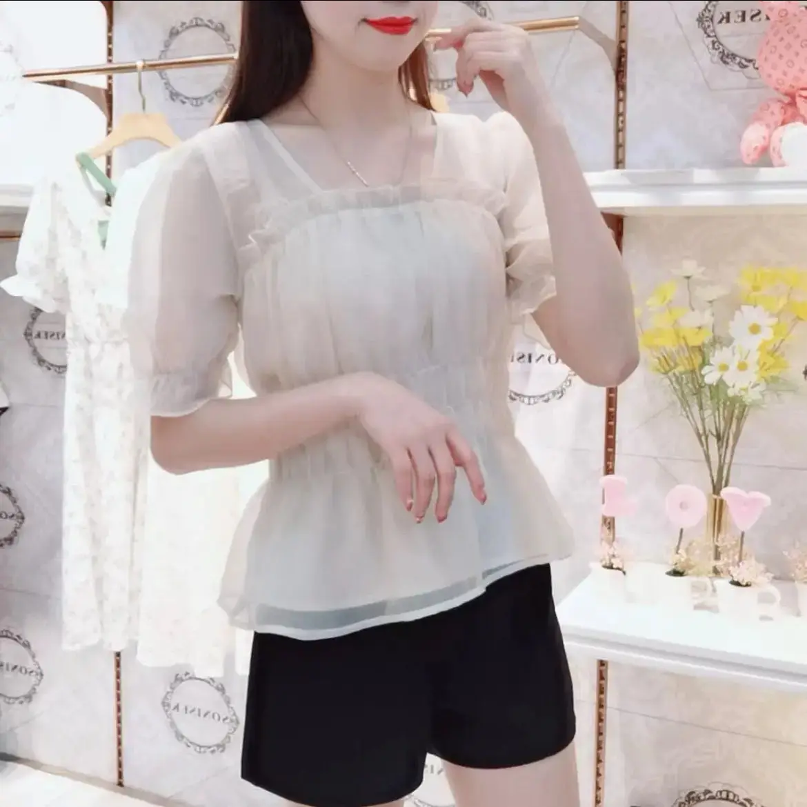 Simply Commuting Square Necked Waisted Chiffon Shirt for Women\'s Summer 2024 New Slimming Age Reducing Temperament Versatile Top