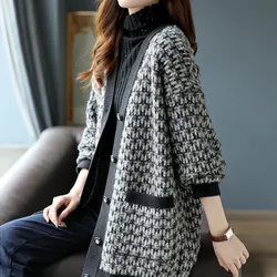 Women's Sweater Cardigan Knit Tops for Woman Black Plaid Korean Style Clothing 2024 New Collection Tricot Blouse Y2k Vintage 90s